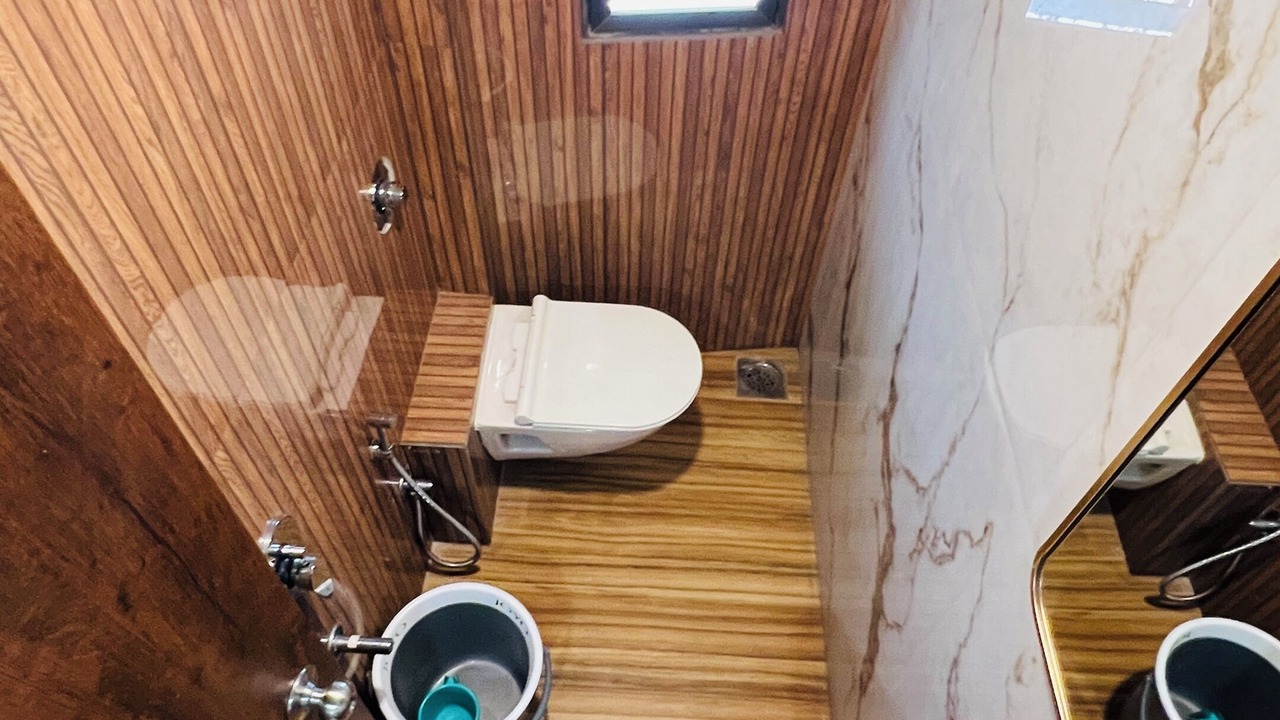 Photo of Bathroom in Marol