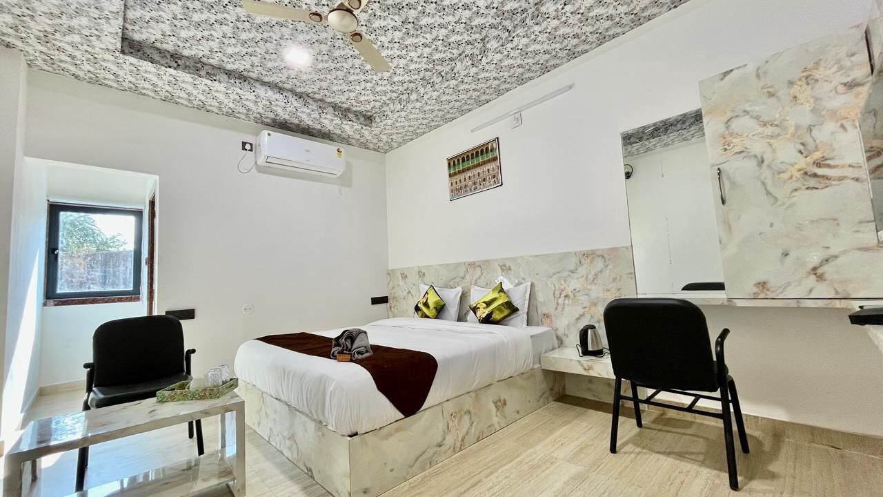 Photo of Bedroom in Abu Road