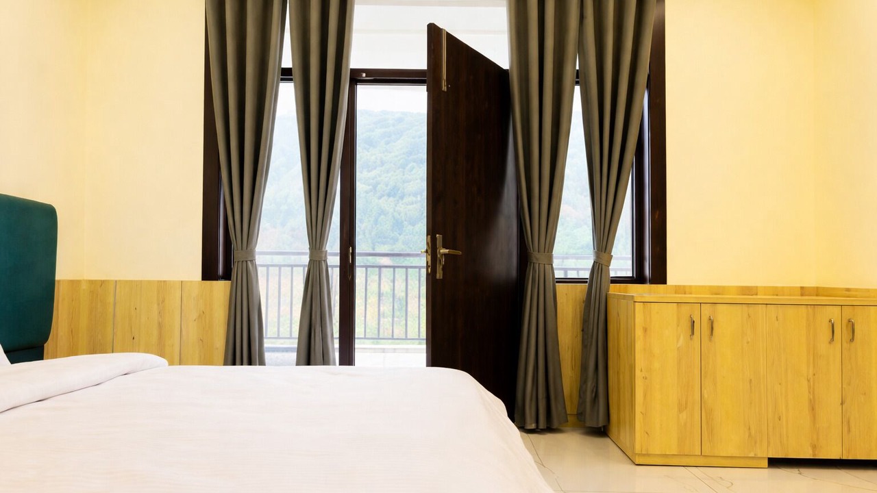 Photo of Bedroom in Nainital