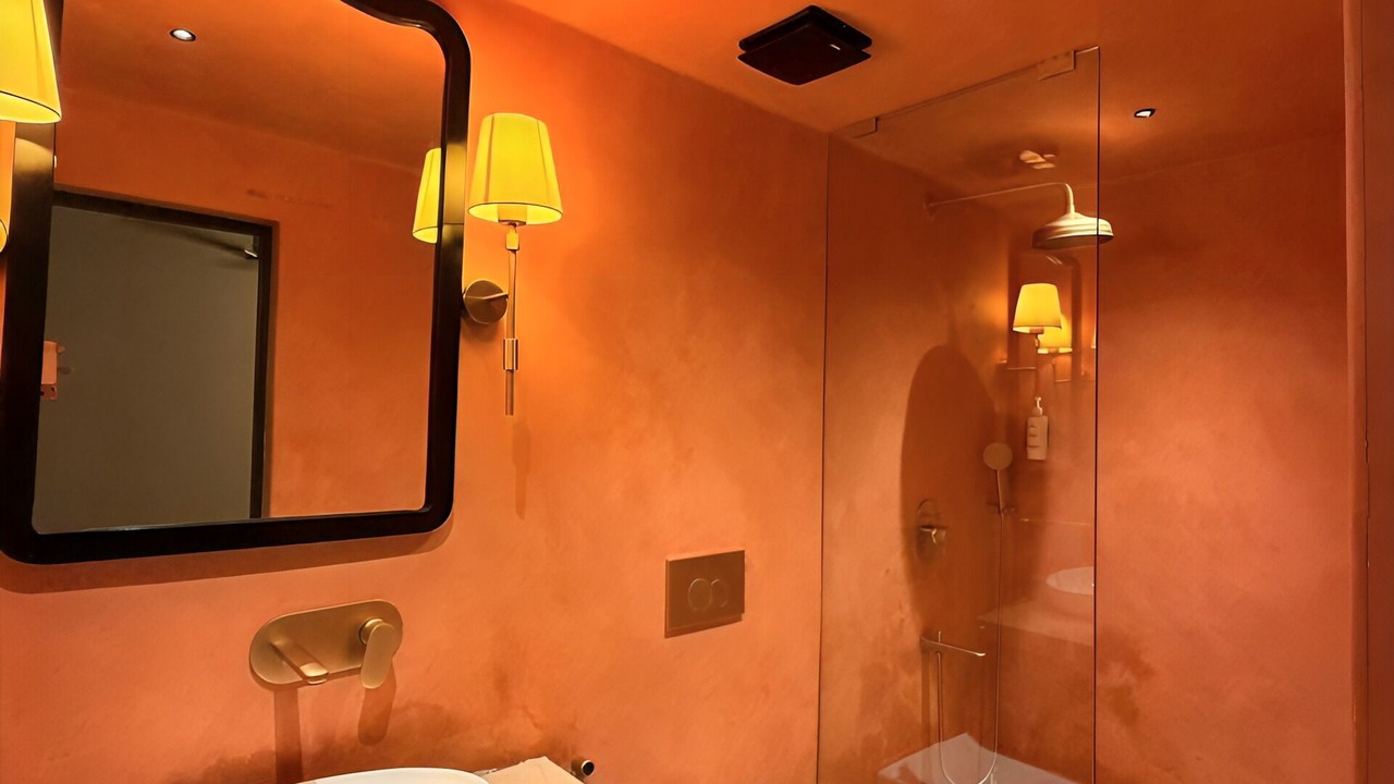 Photo of Bathroom in Wellington Pier