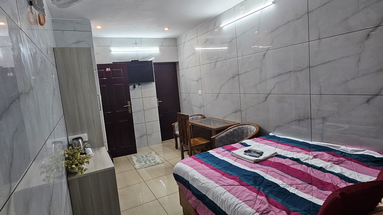 Photo of Bedroom in Thiruvananthapuram