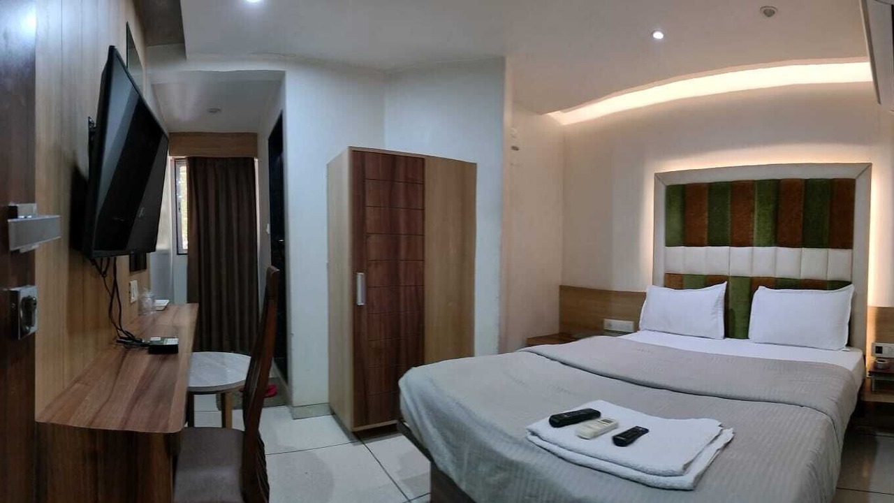 Photo of Bedroom in Surat