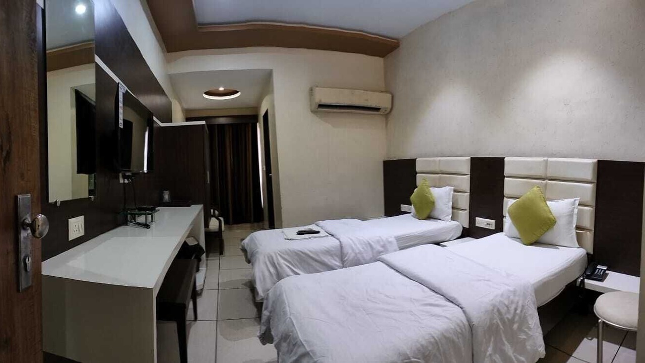 Photo of Bedroom in Surat