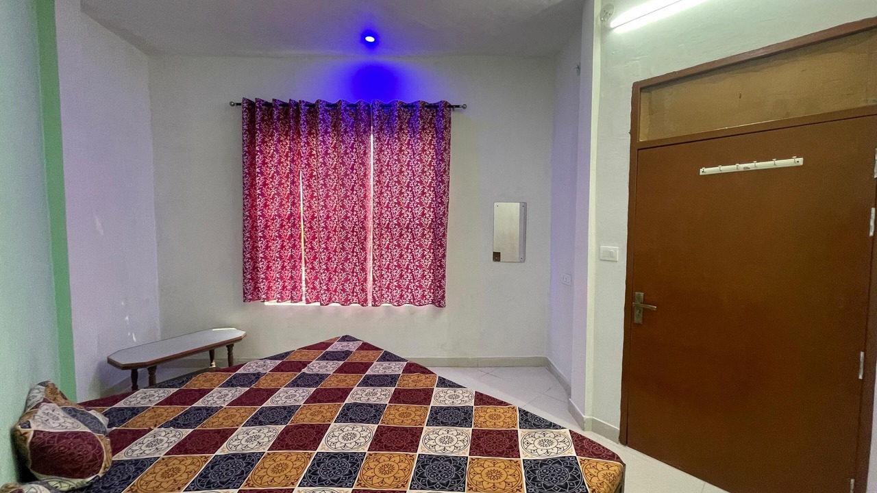 Photo of Bedroom in Mathura