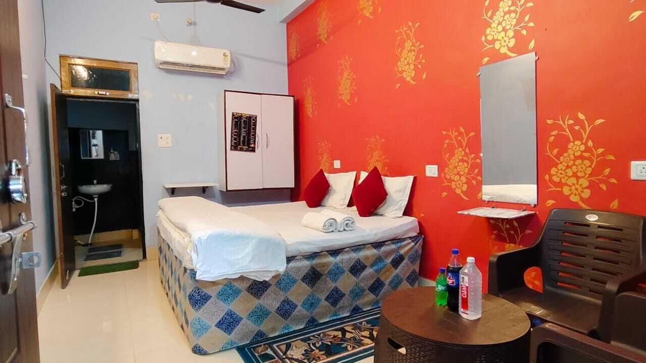 Photo of Bedroom in Naini