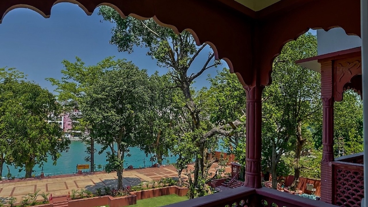 Photo of Bedroom in Haridwar