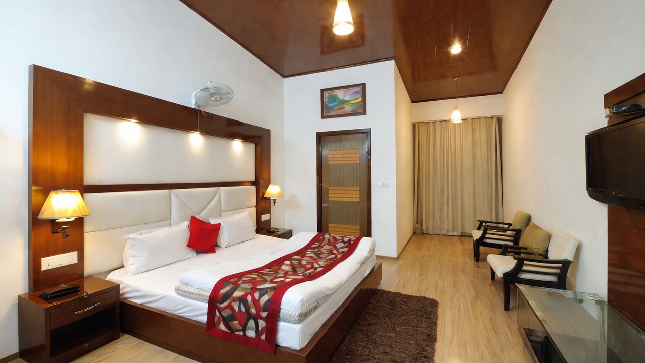 Photo of Bedroom in Nainital