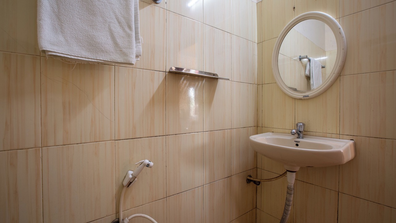 Photo of Bathroom in Valparai
