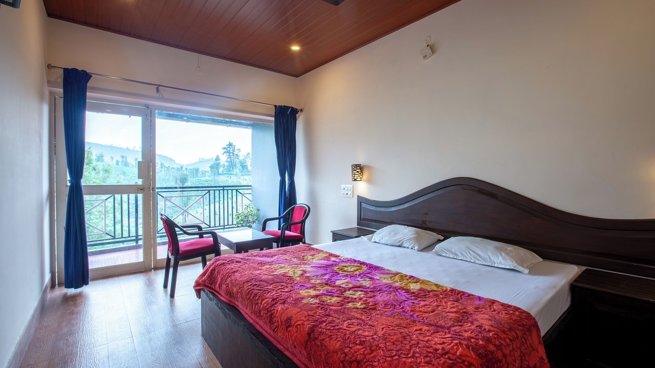 Photo of Bedroom in Valparai