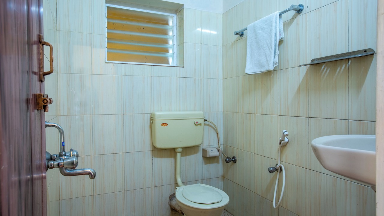 Photo of Bathroom in Valparai