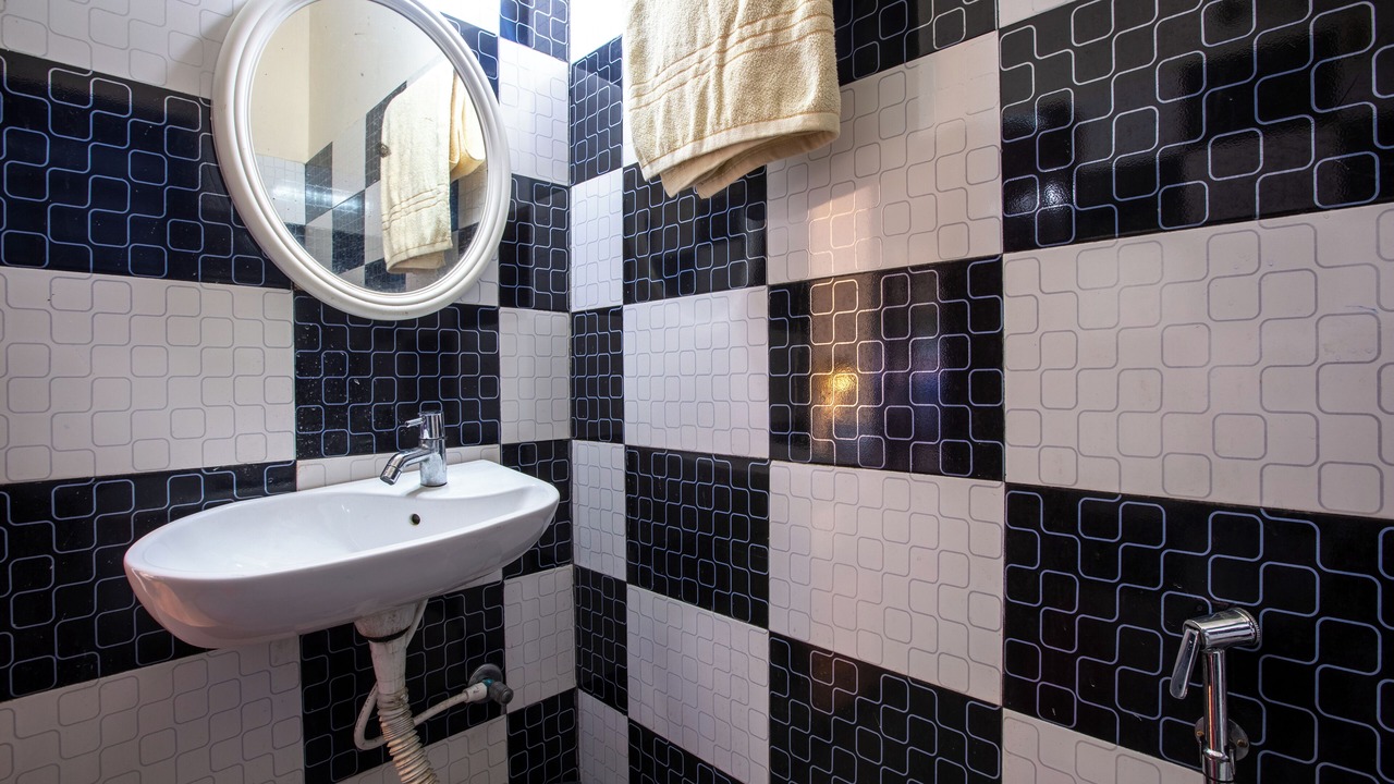 Photo of Bathroom in Valparai