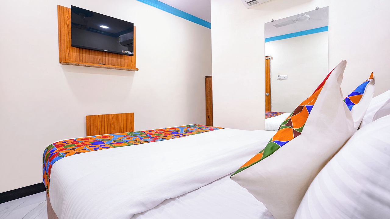 Photo of Bedroom in Malad West