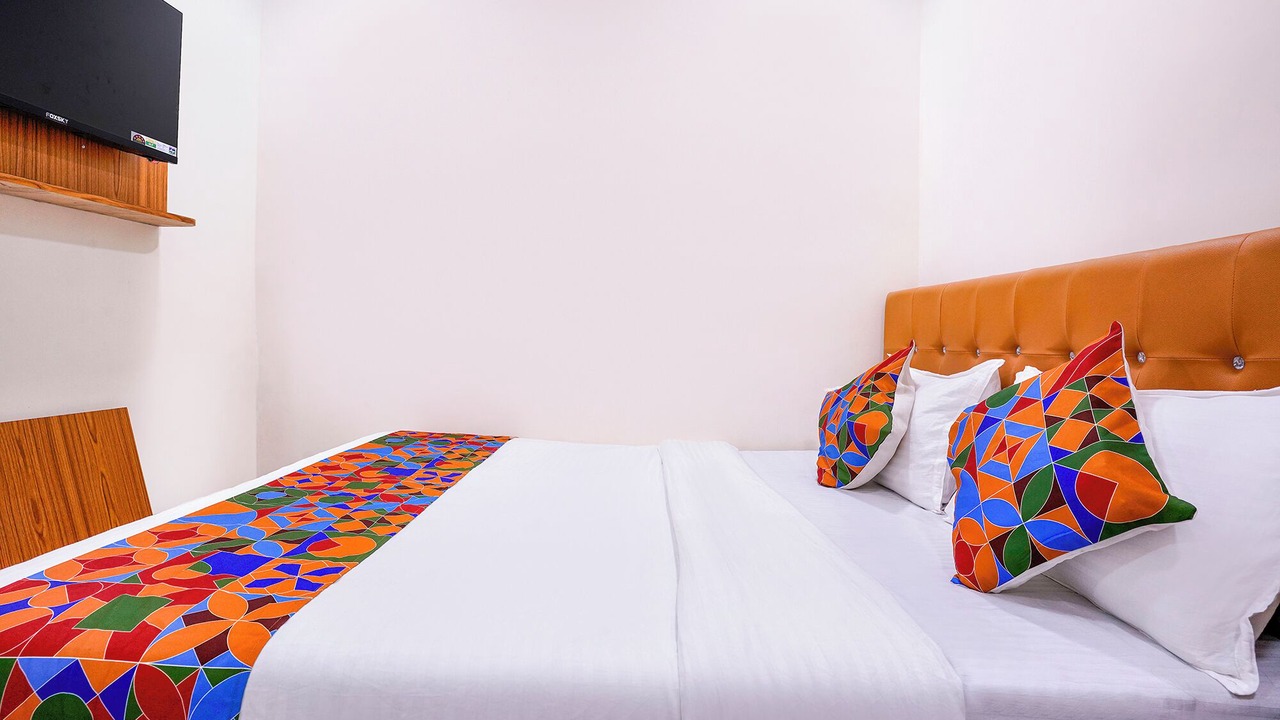 Photo of Bedroom in Malad West