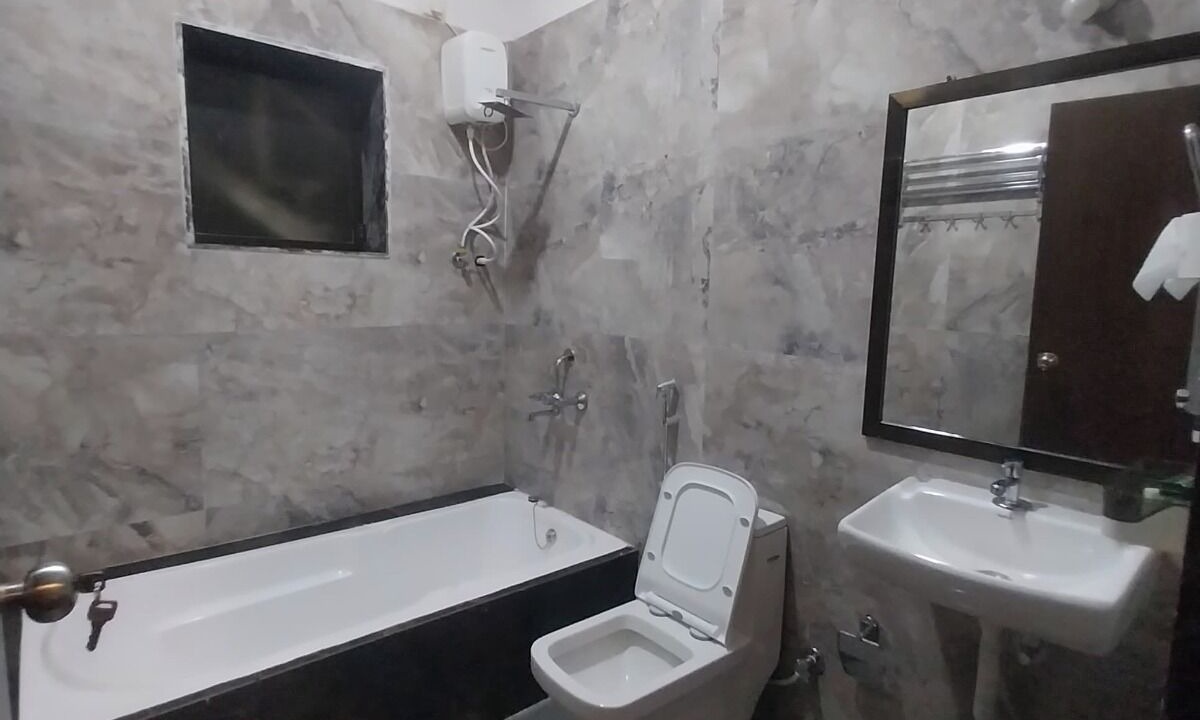 Photo of Bathroom in Ratnagiri