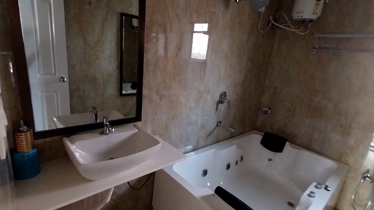 Photo of Bathroom in Ratnagiri