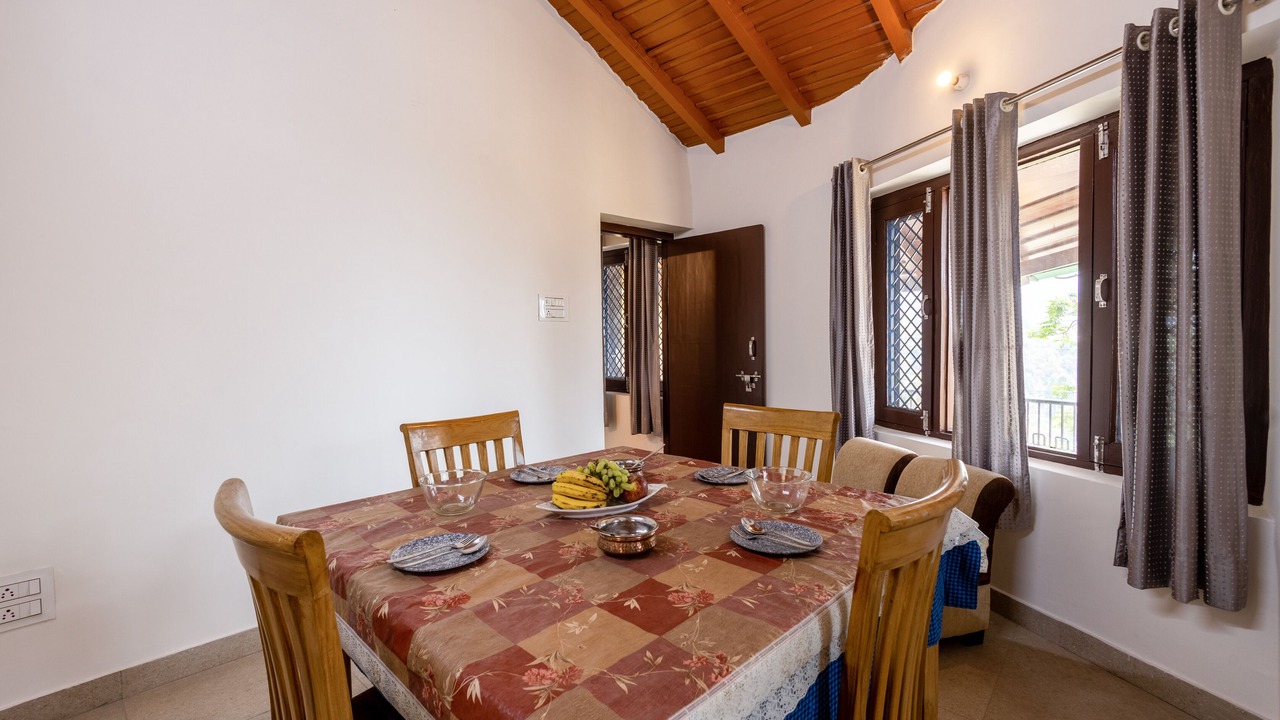 Photo of Livingroom in Bhimtal