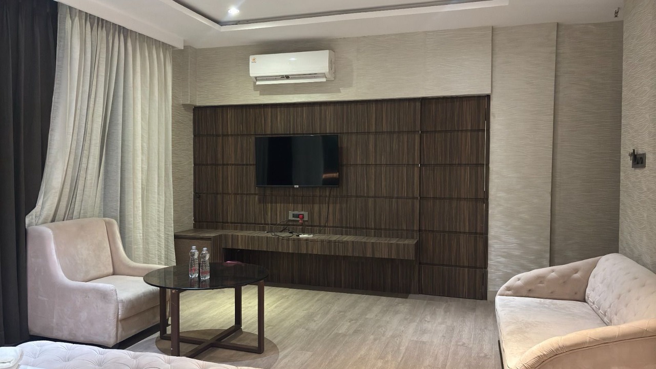 Photo of Bedroom in Surat
