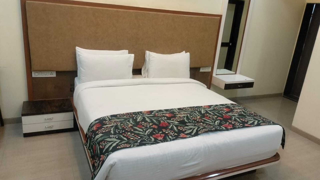 Photo of Bedroom in Lonavala