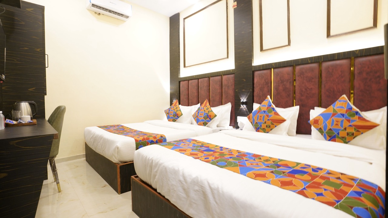 Photo of Bedroom in Vile Parle