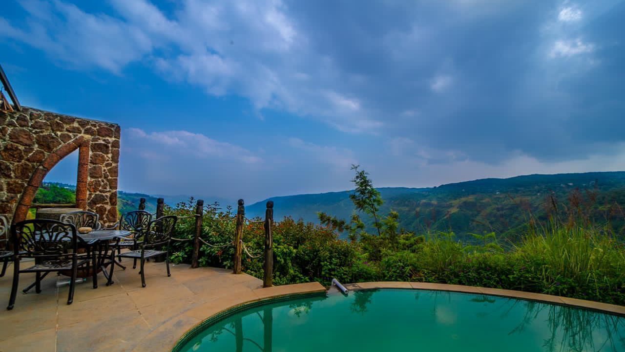 Photo of Bedroom in Mahabaleshwar