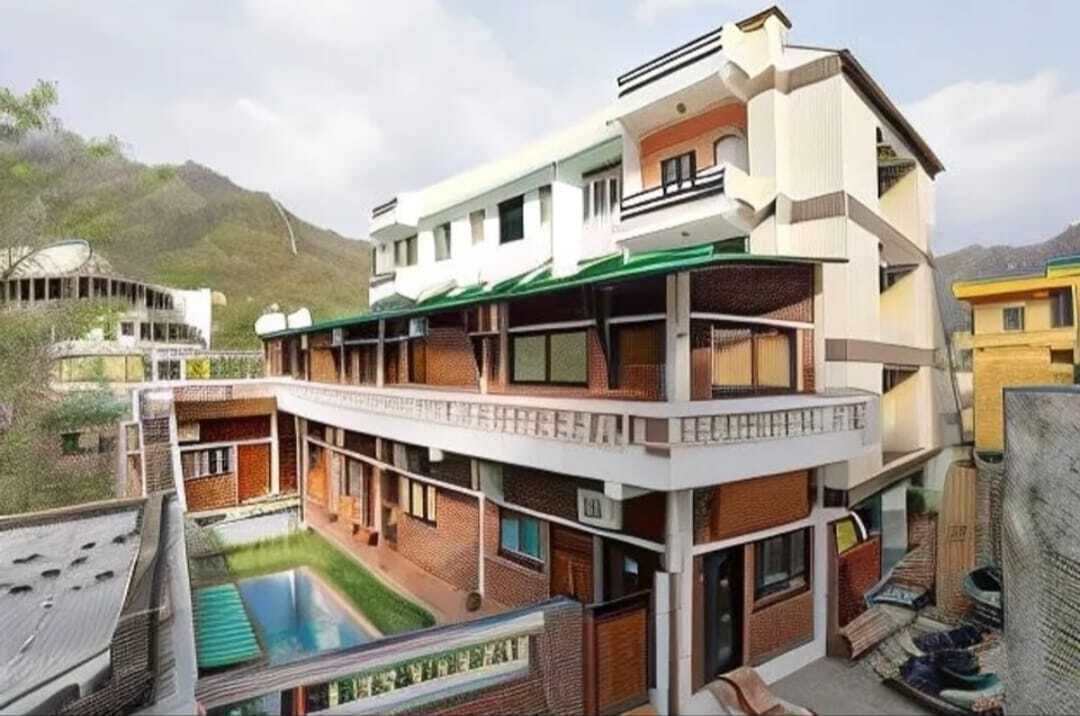 Photo of Outdoor in Tapovan