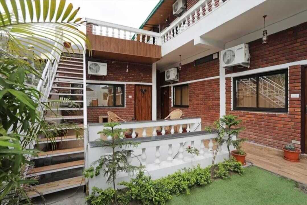 Photo of Outdoor in Tapovan