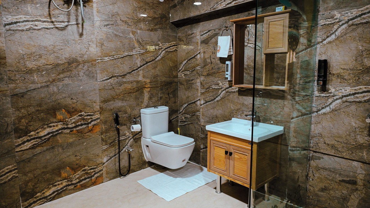 Photo of Bathroom in Kaul
