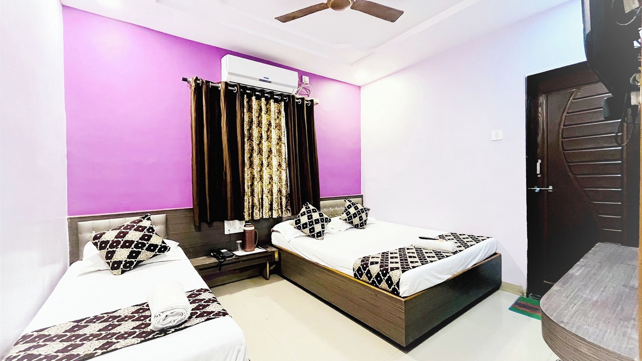 Photo of Bedroom in Shirdi