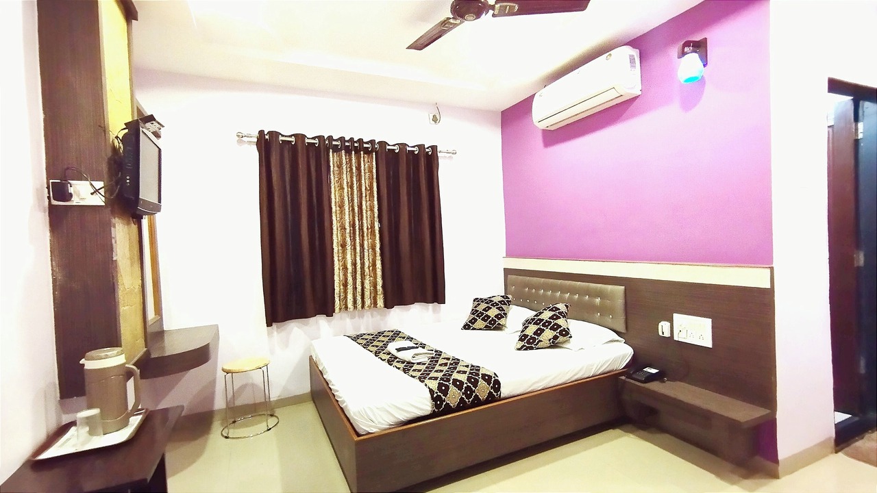 Photo of Bedroom in Shirdi