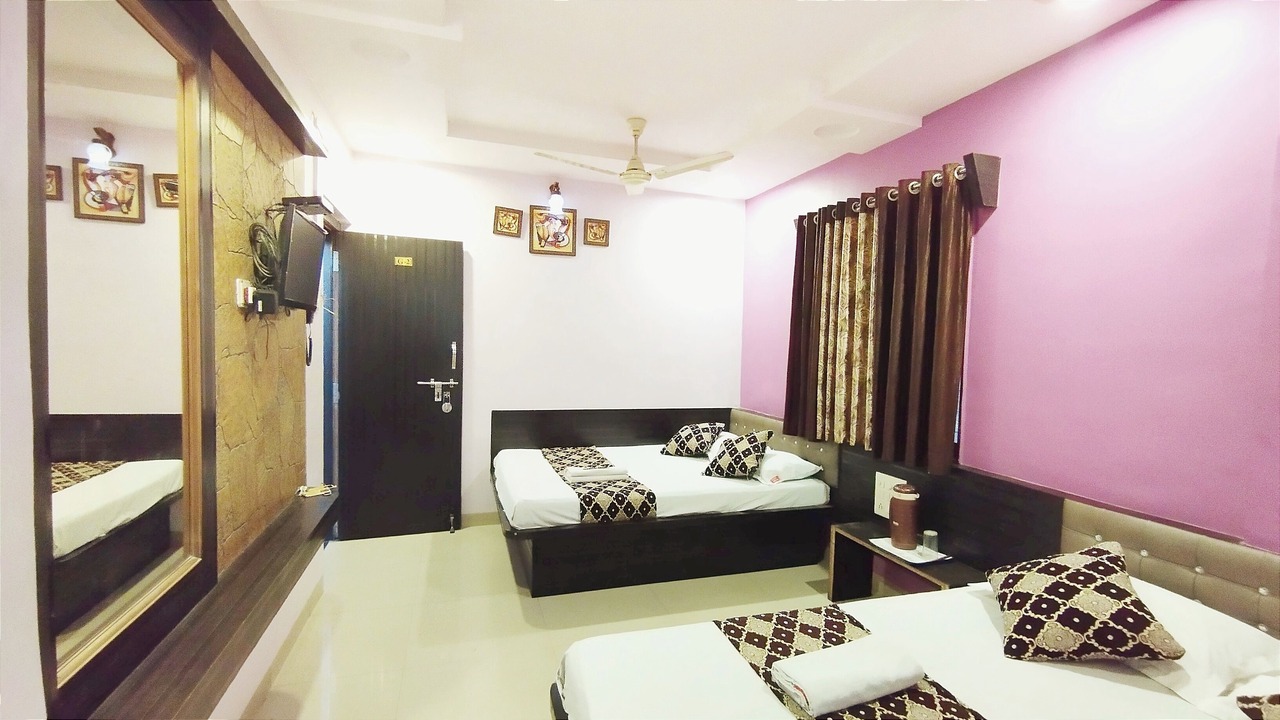 Photo of Bedroom in Shirdi