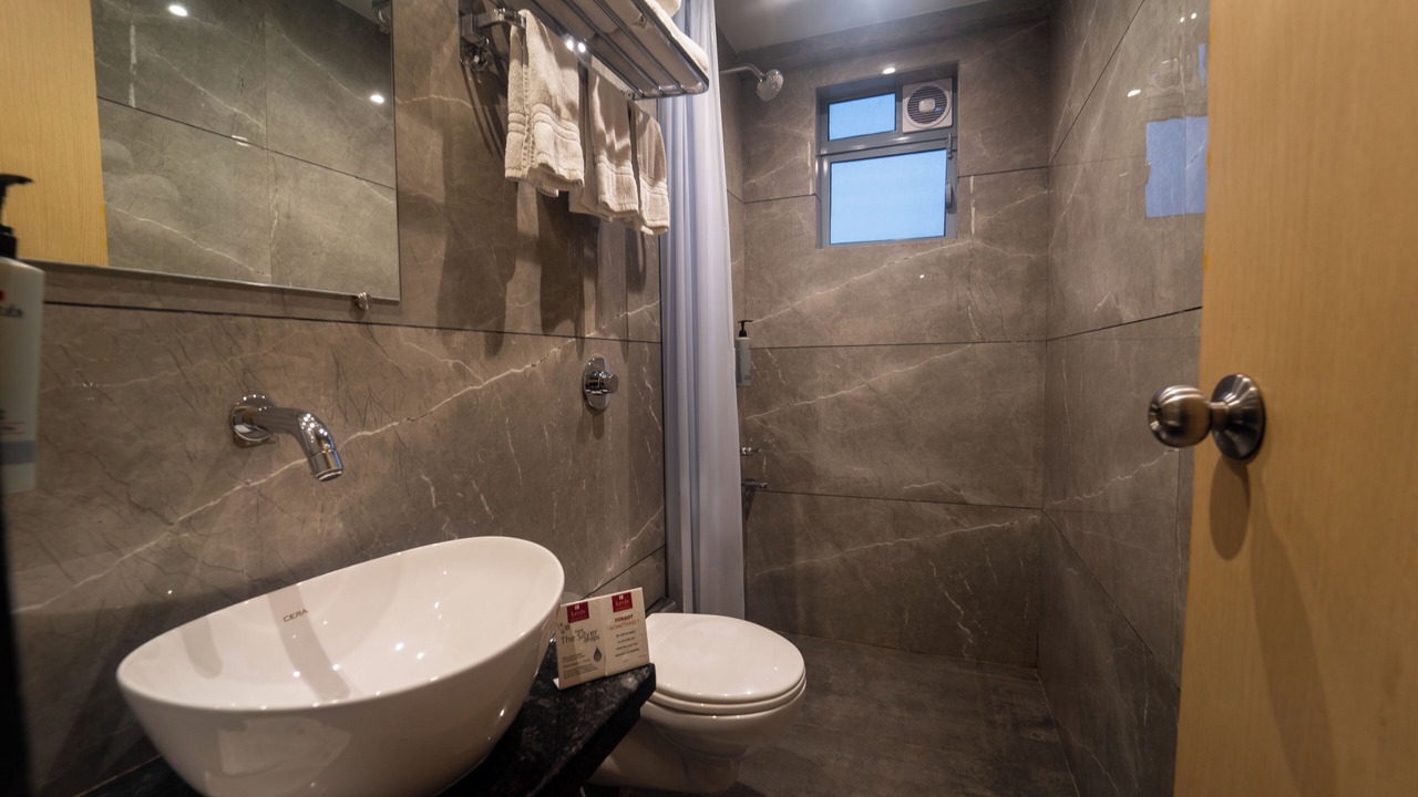 Photo of Bathroom in Airoli