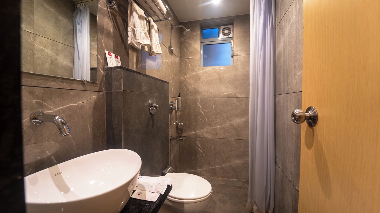 Photo of Bathroom in Airoli