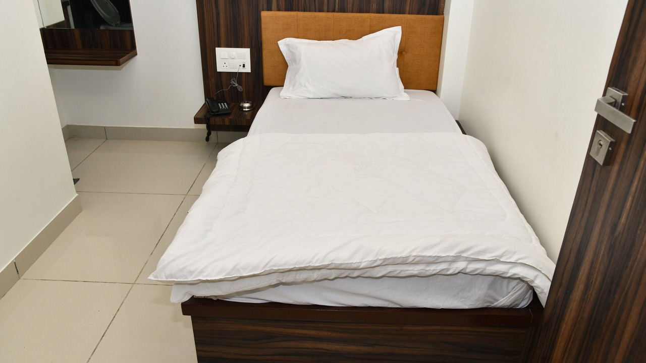 Photo of Bedroom in Abu Road
