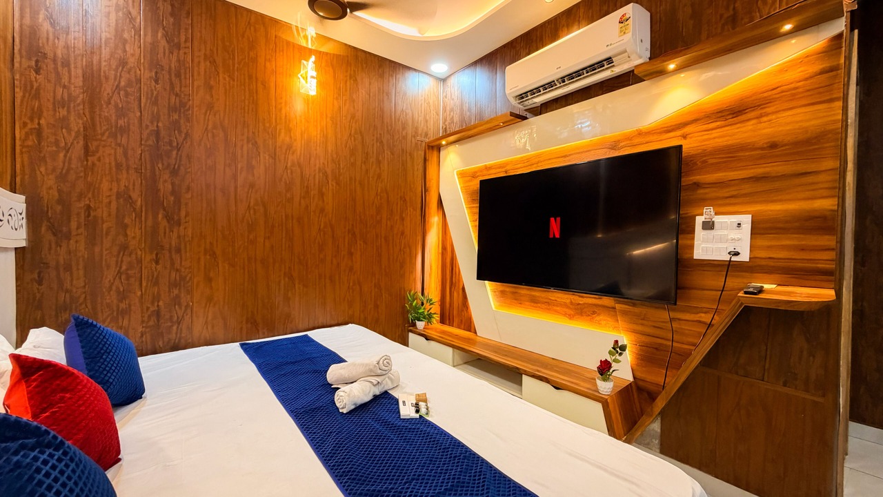 Photo of Bedroom in Mathura