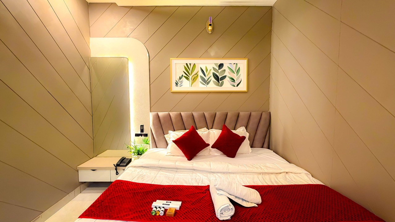 Photo of Bedroom in Mathura