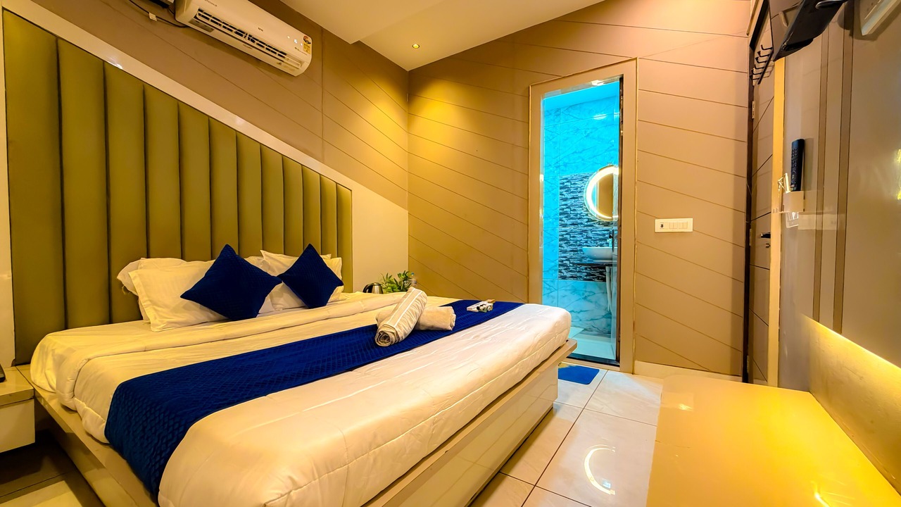 Photo of Bedroom in Mathura