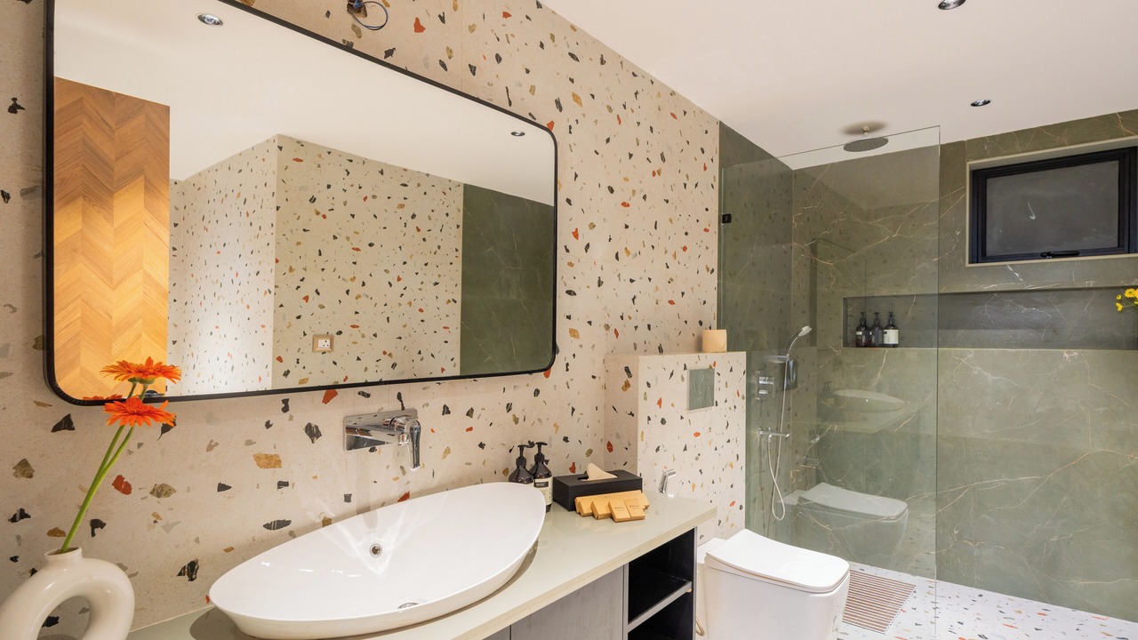 Photo of Bathroom in Saipem