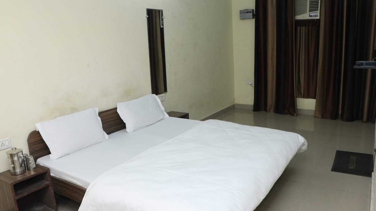 Photo of Bedroom in Haridwar
