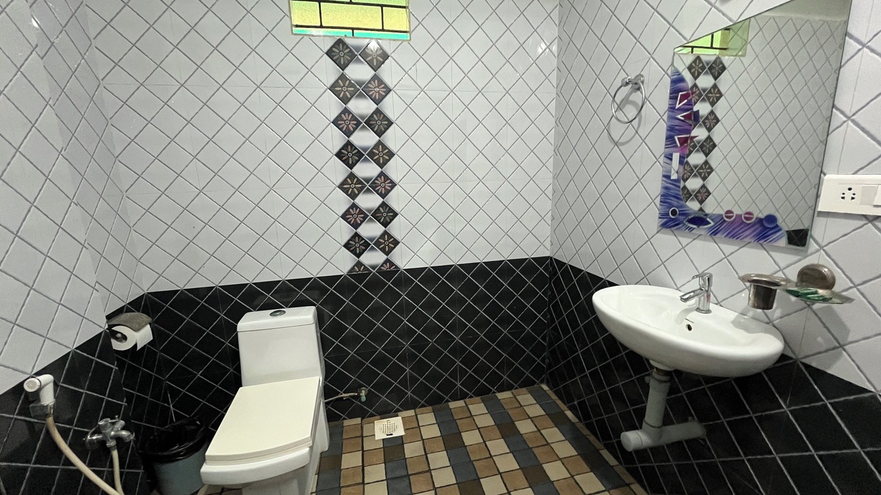 Photo of Bathroom in Morjim