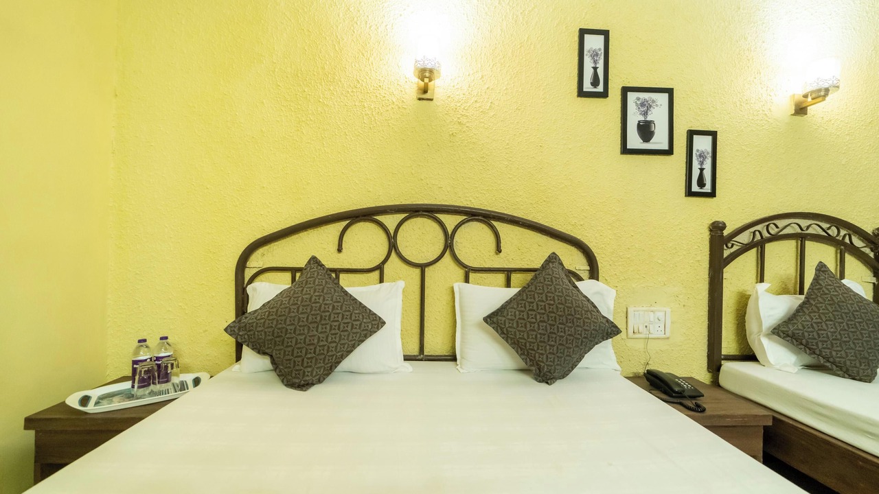 Photo of Bedroom in Mahabaleshwar