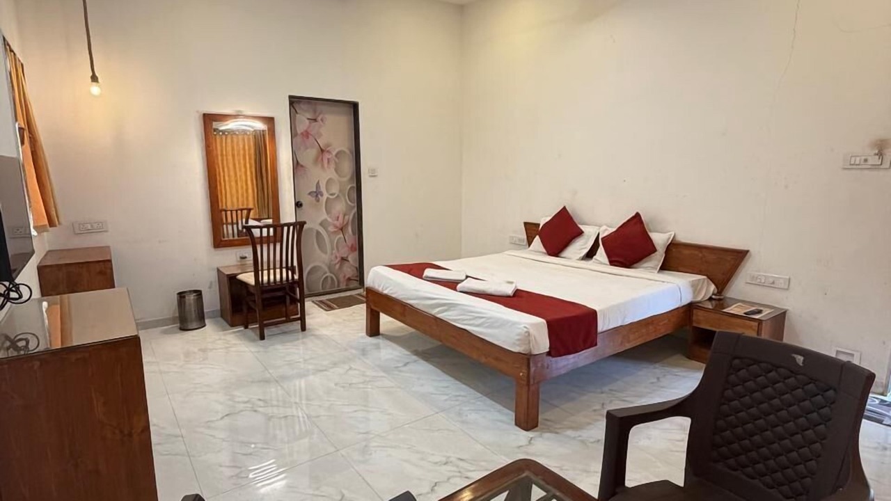 Photo of Bedroom in Mahabaleshwar