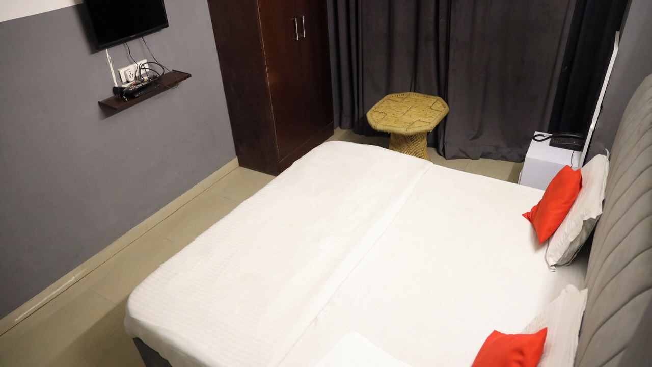Photo of Bedroom in Bareilly