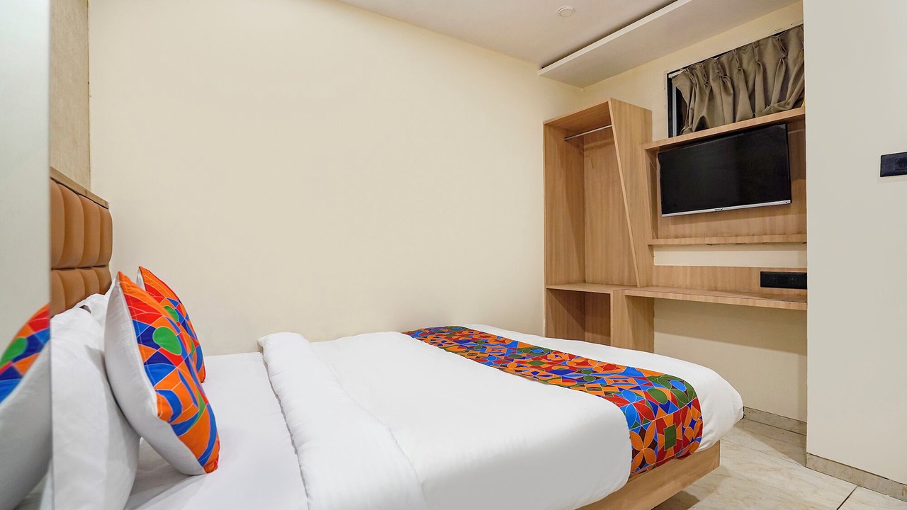 Photo of Bedroom in Surat