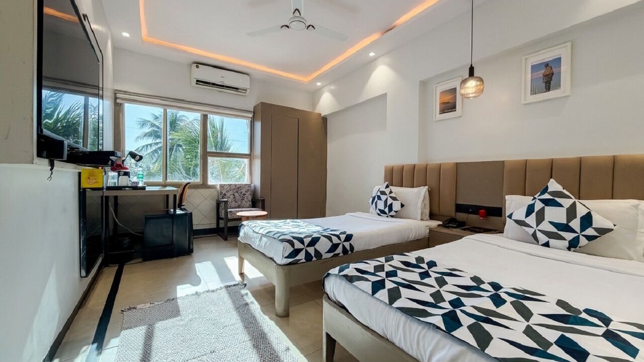 Photo of Bedroom in Juhu