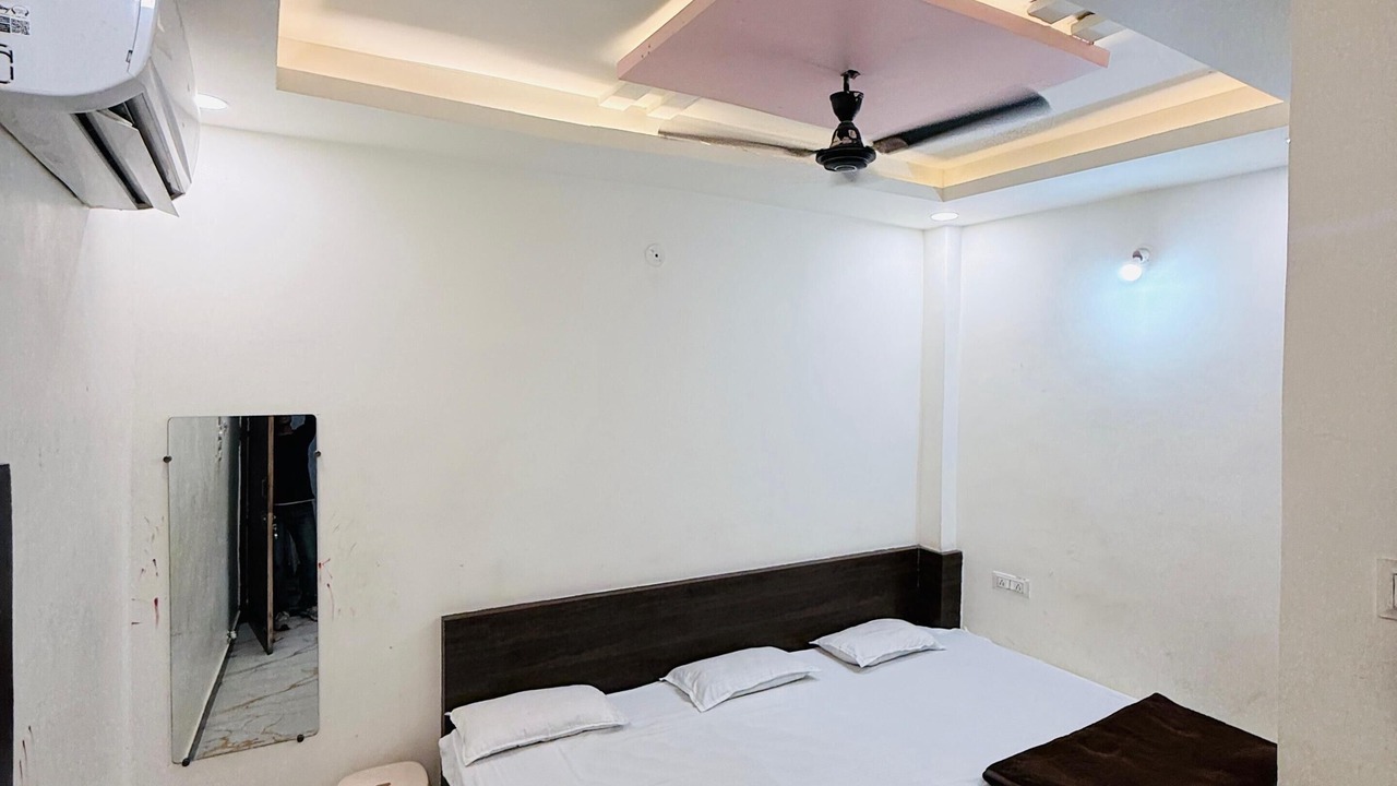 Photo of Bedroom in Ujjain