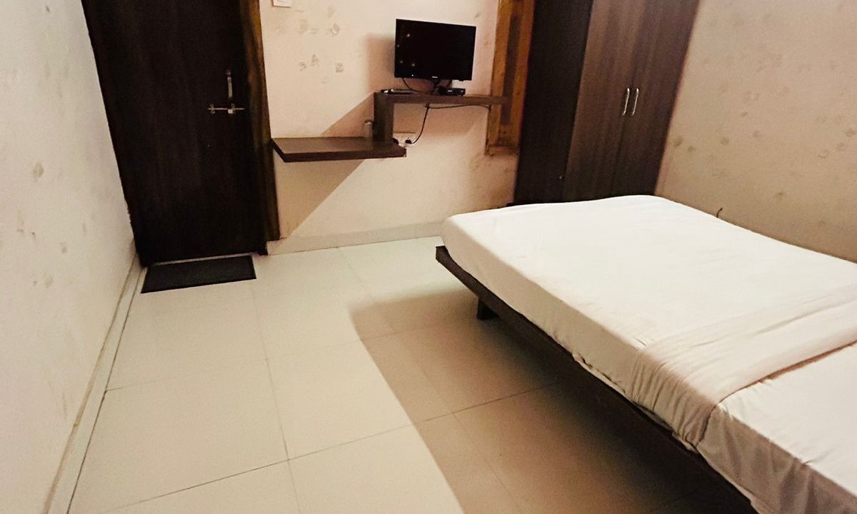 Photo of Bedroom in Bhopal