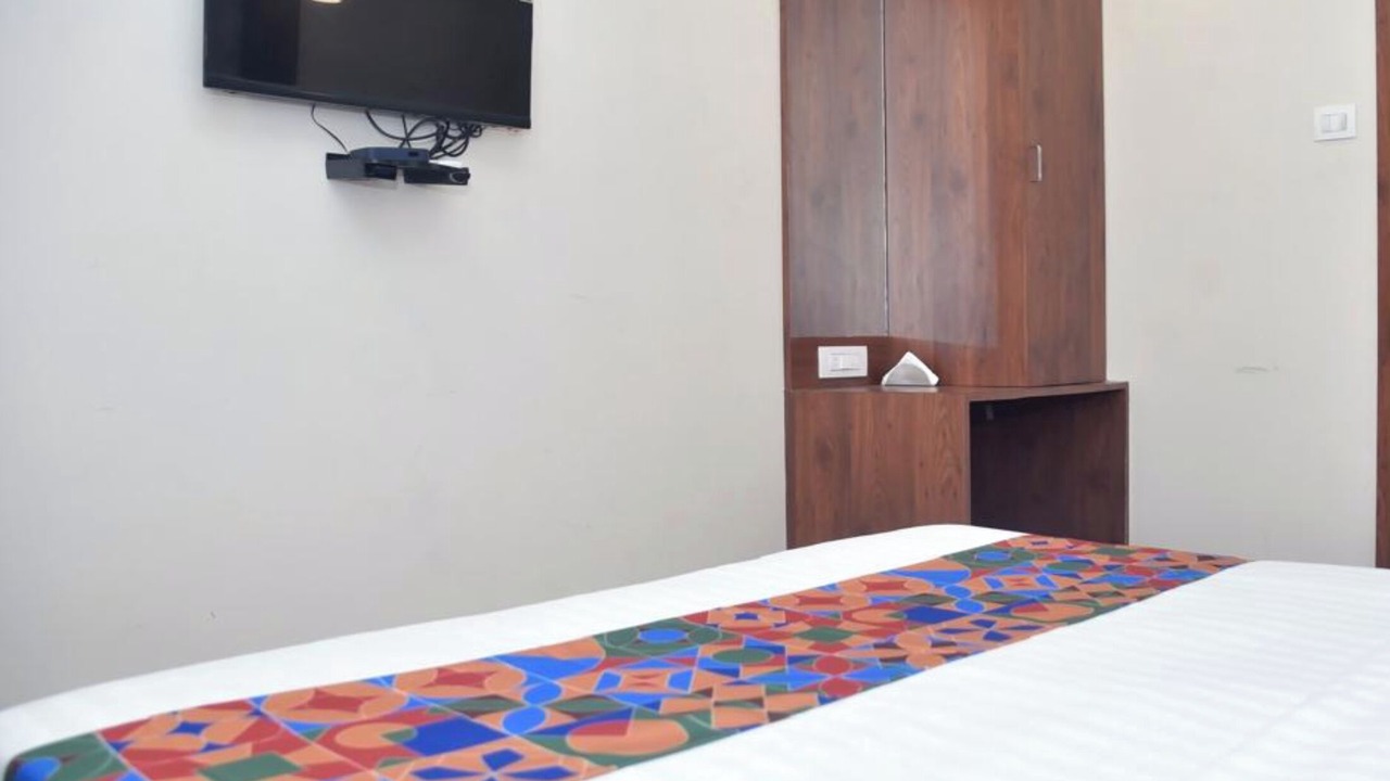 Photo of Bedroom in J B Nagar