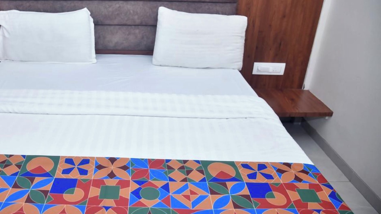 Photo of Bedroom in J B Nagar