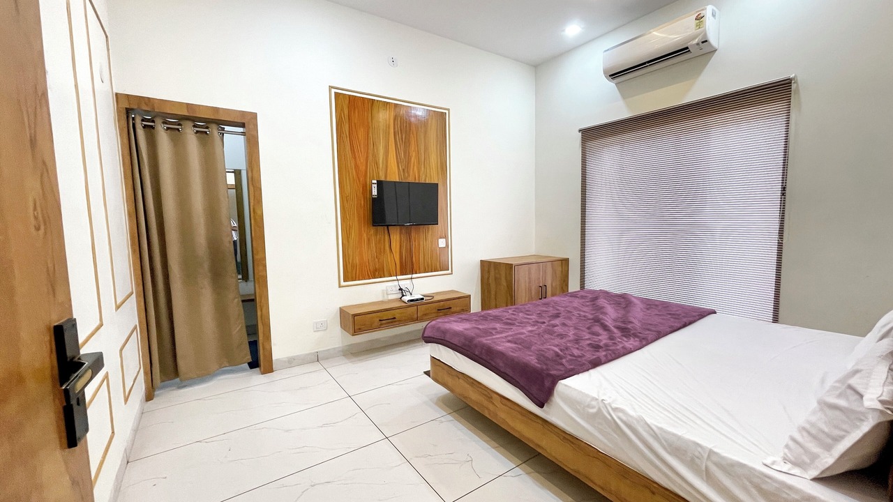 Photo of Bedroom in Ujjain