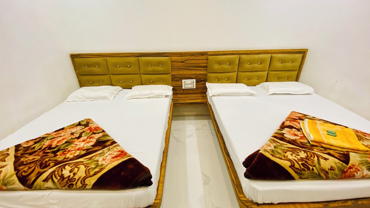 Photo of Bedroom in Omkareshwar